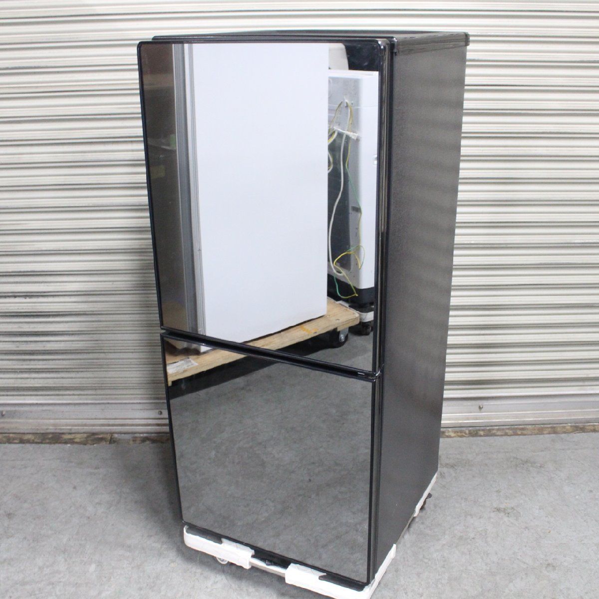 川崎市中原区にて ツインバード 冷凍冷蔵庫 HR-EJ11B 2020年製 を出張買取させて頂きました。