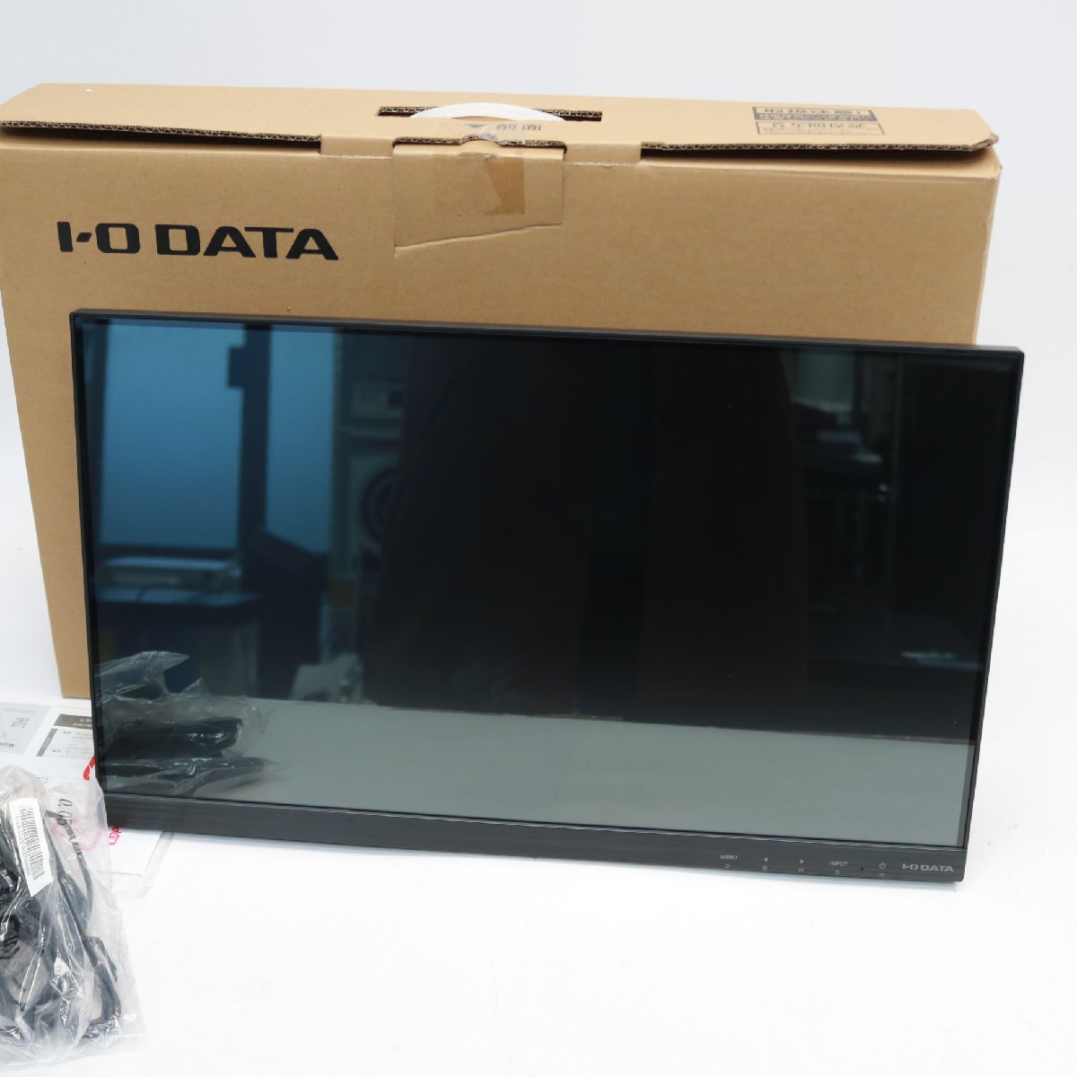 東京都豊島区にて IO DATA ワイド液晶ディスプレイ LCD-MF224FDB-T  を出張買取させて頂きました。