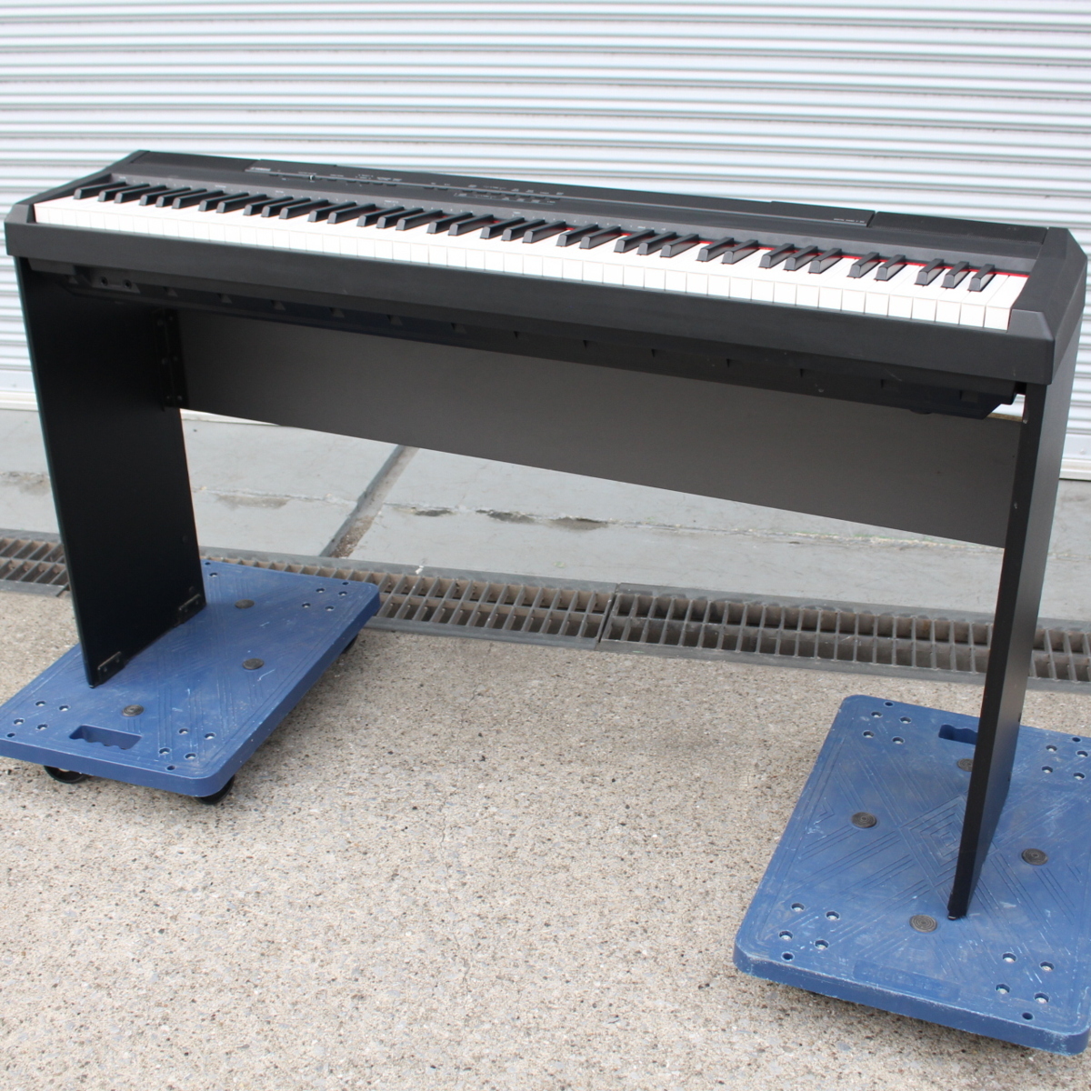 東京都大田区にて ヤマハ 電子ピアノ P-105B 2012年製 を出張買取させて頂きました。