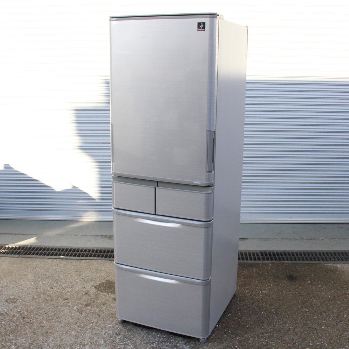 東京都三鷹市にて シャープ 冷凍冷蔵庫 SJ-W412F-S 2020年製 を出張買取させて頂きました。