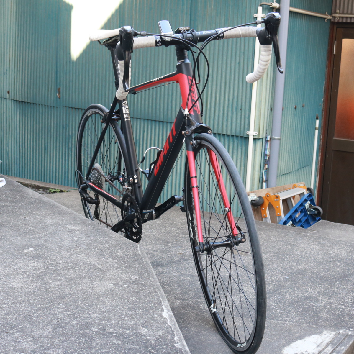 横浜市緑区にて ジャイアント ロードバイク Defy3 Aluxx  を出張買取させて頂きました。