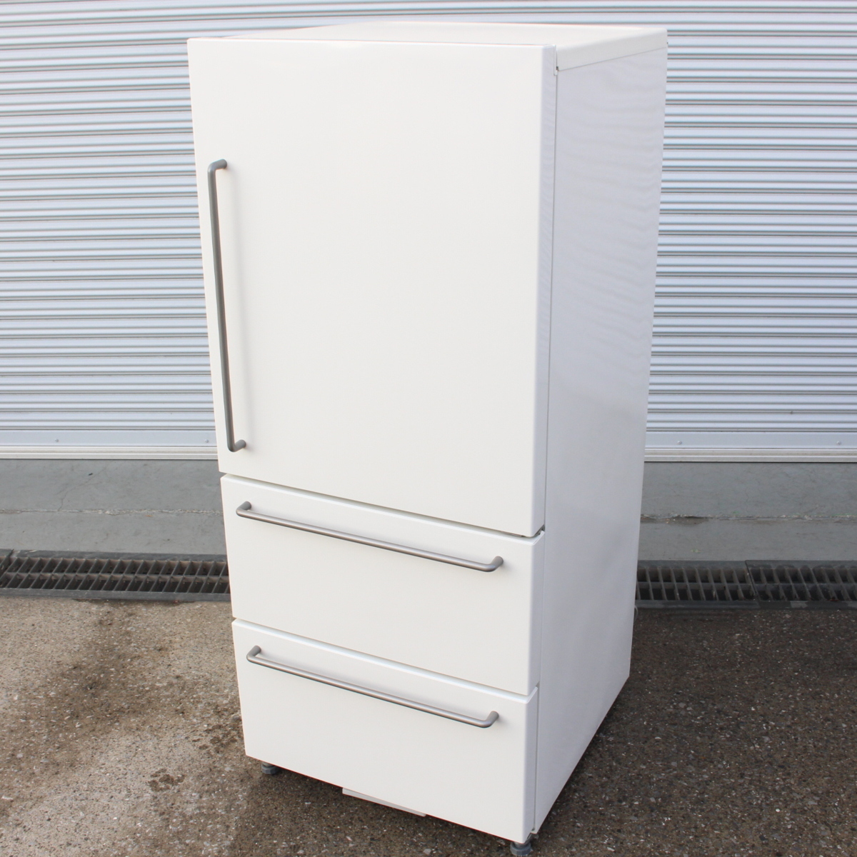 東京都武蔵野市にて 無印良品 ノンフロン冷凍冷蔵庫 MJ-R27A 2015年製 を出張買取させて頂きました。