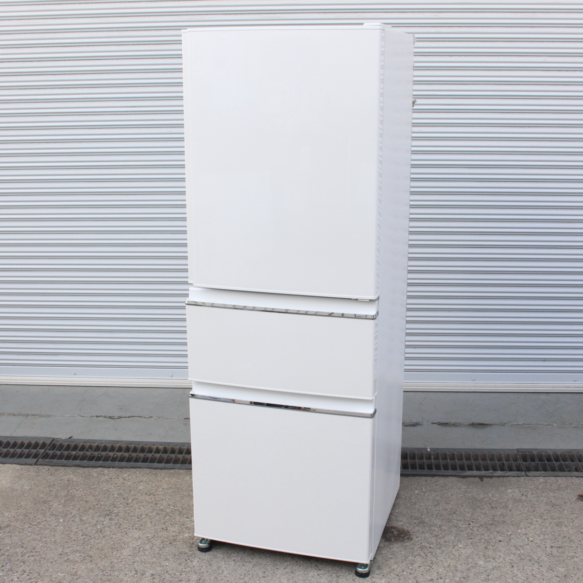 東京都調布市にて 三菱 3ドア冷蔵庫 MR-CX33D 2019年製 を出張買取させて頂きました。