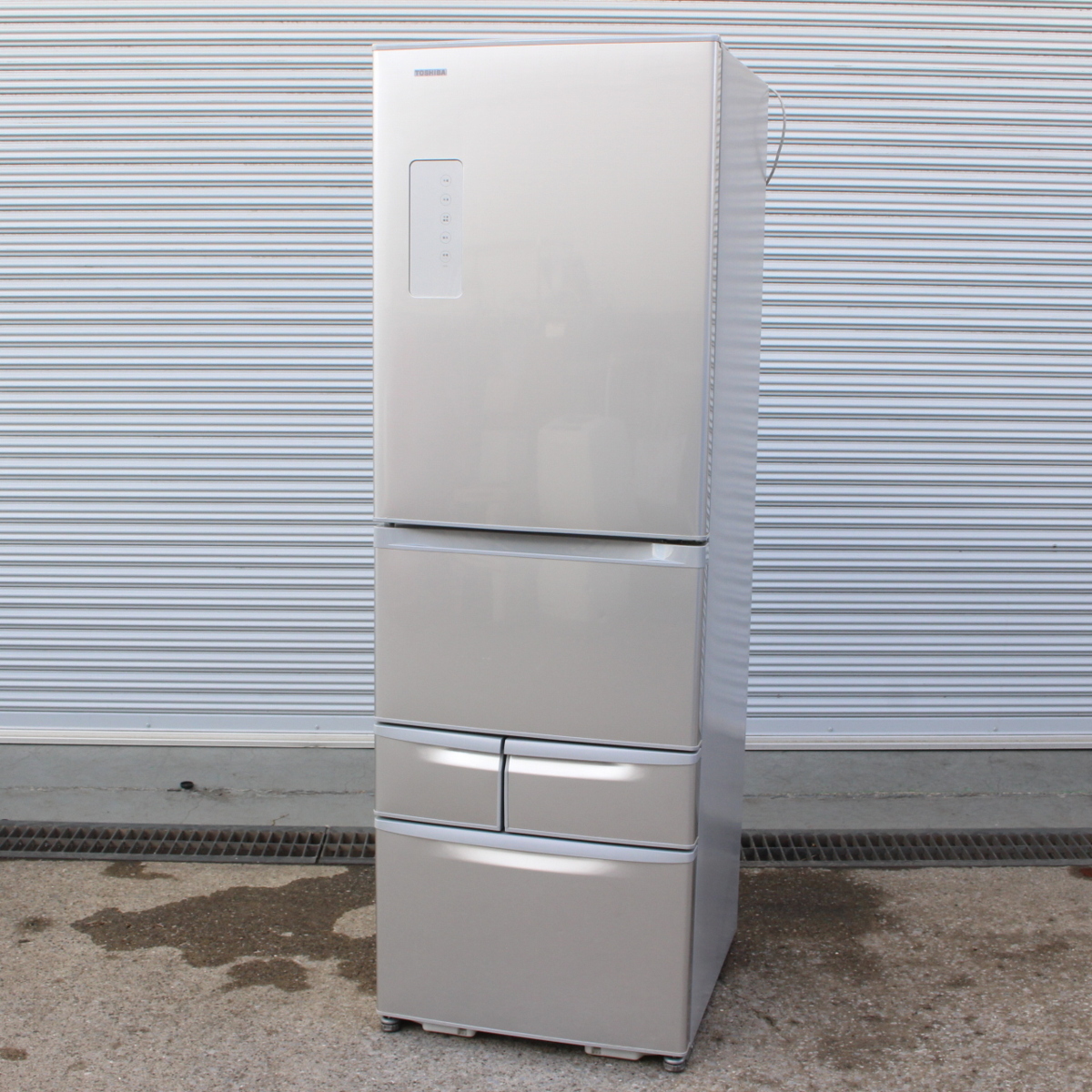 横浜市瀬谷区にて 東芝 ノンフロン冷凍冷蔵庫 GR-H43G 2015年製 を出張買取させて頂きました。