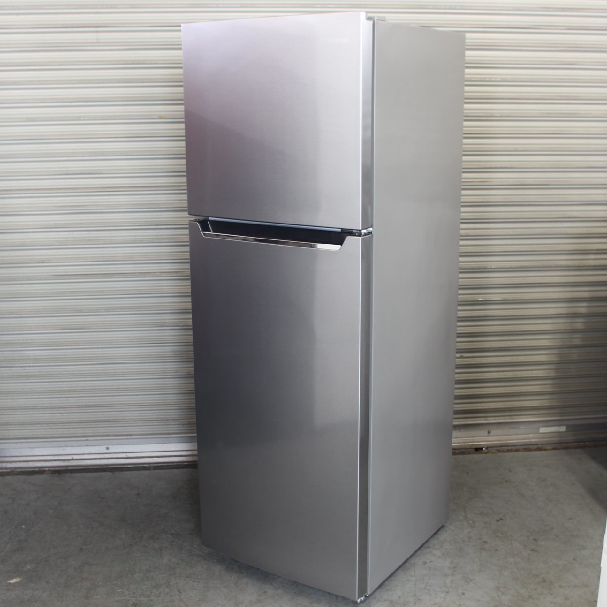 東京都世田谷区にて ハイセンス ノンフロン冷凍冷蔵庫 HR-B2302 2020年製 を出張買取させて頂きました。