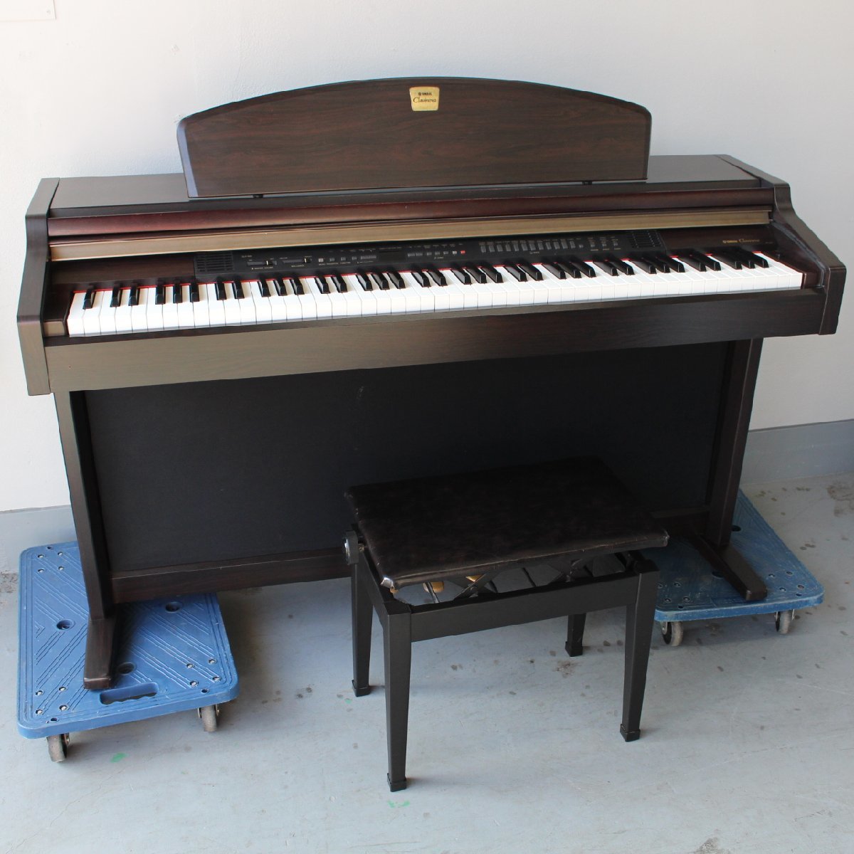 東京都狛江市にて ヤマハ 電子ピアノ clavinova CLP-950 88鍵 2000年製 を出張買取させて頂きました。