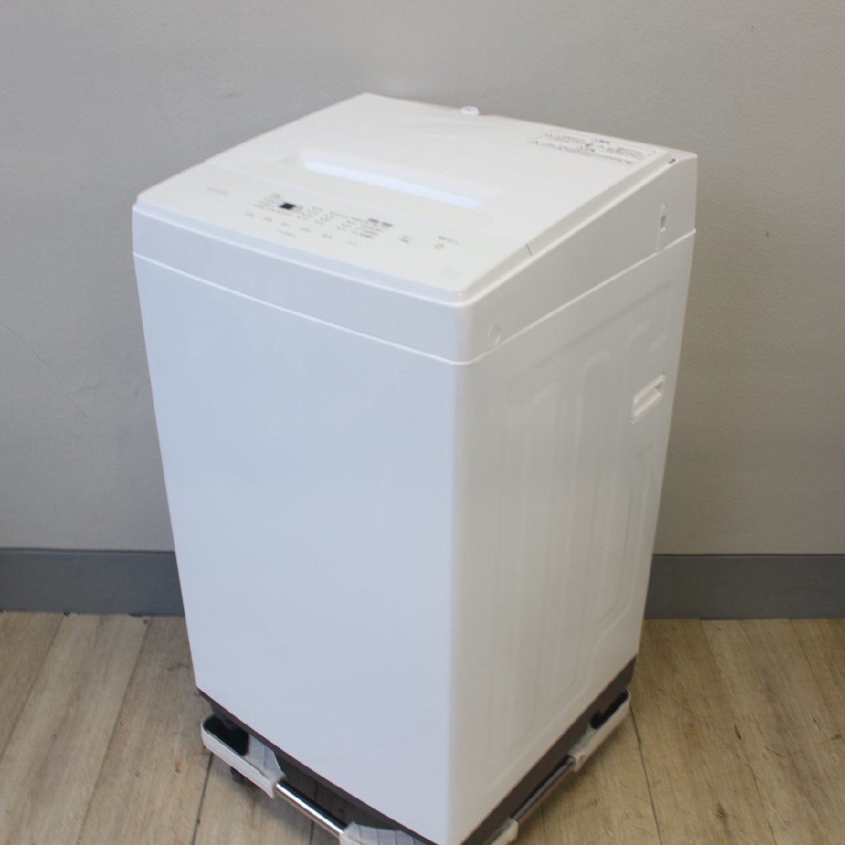 東京都目黒区にて アイリスオーヤマ 全自動洗濯機 IAW-T503E-W 2022年製 を出張買取させて頂きました。