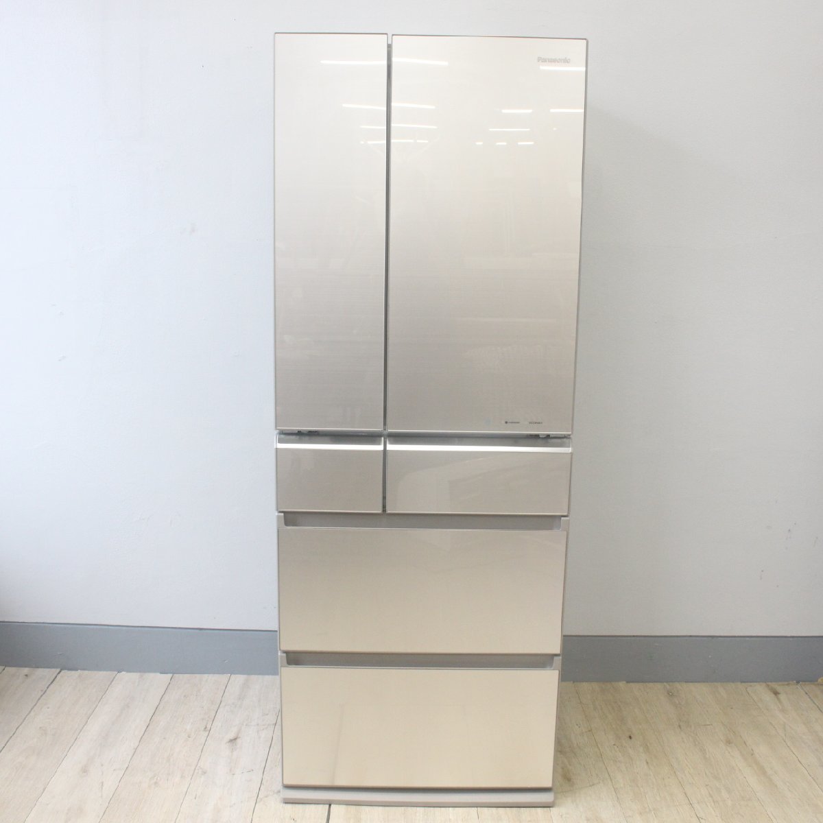東京都大田区にて パナソニック  6ドア 冷蔵庫 NR-F518XG 2013年製 を出張買取させて頂きました。