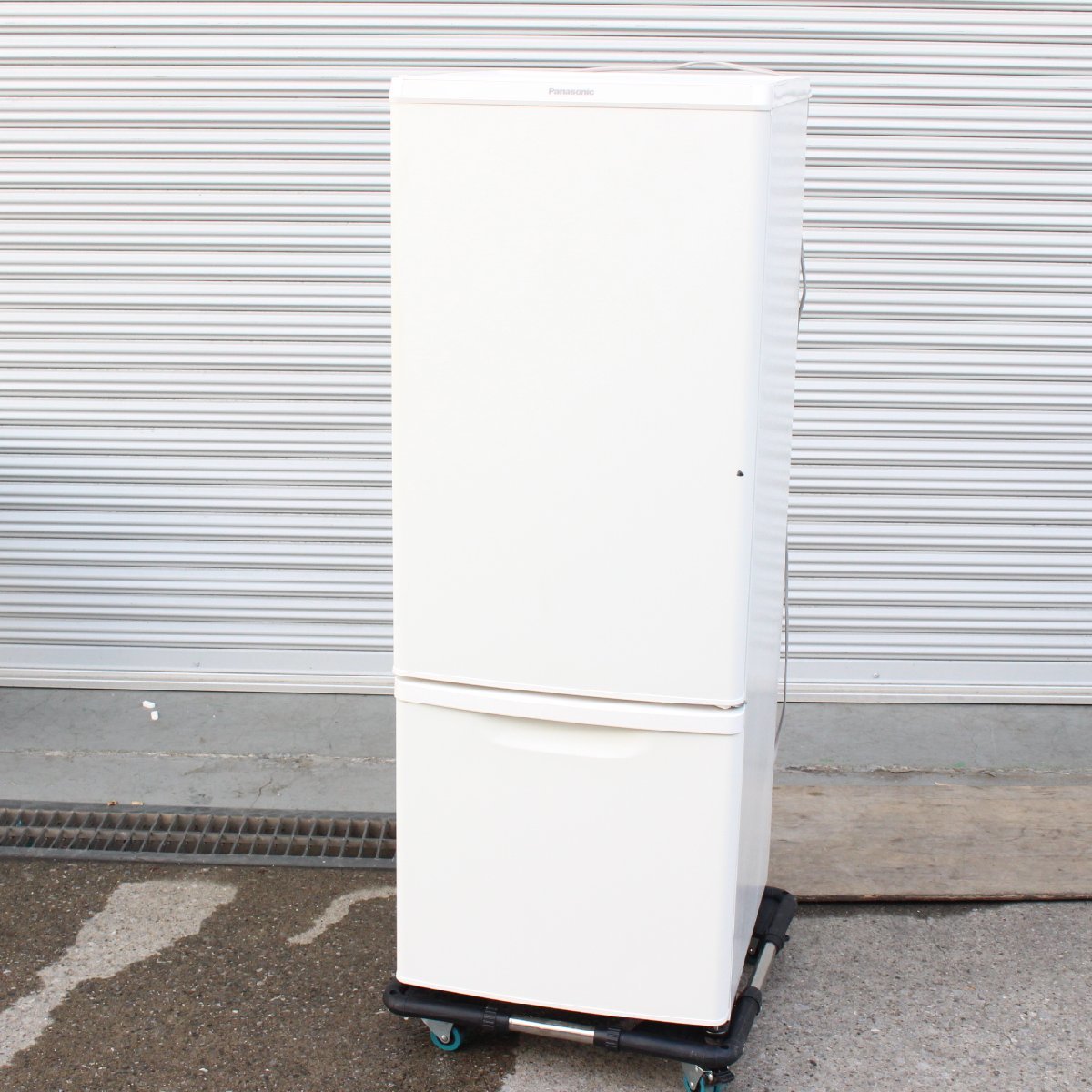 東京都新宿区にて パナソニック  ノンフロン冷凍冷蔵庫 NR-B17CW-W 2020年製 を出張買取させて頂きました。