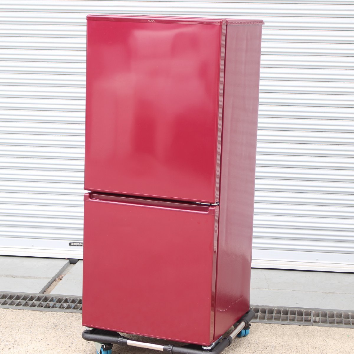 横浜市中区にて アクア 冷凍冷蔵庫 AQR-17K 2021年製 を出張買取させて頂きました。