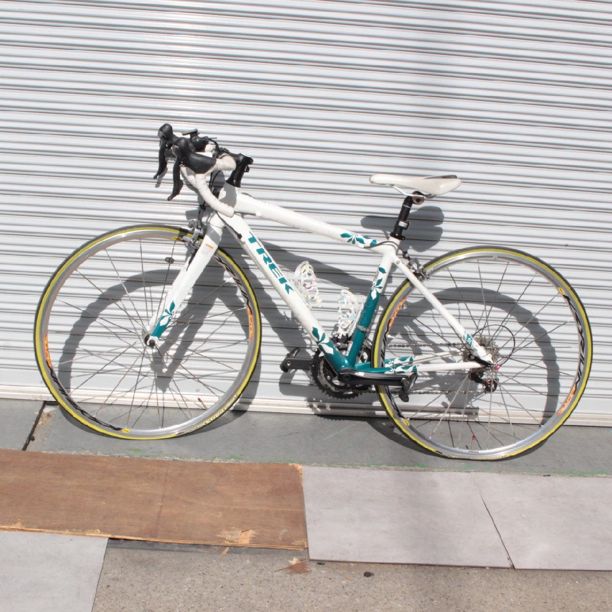 川崎市中原区にて トレック ロードバイク LEXA SL  を出張買取させて頂きました。
