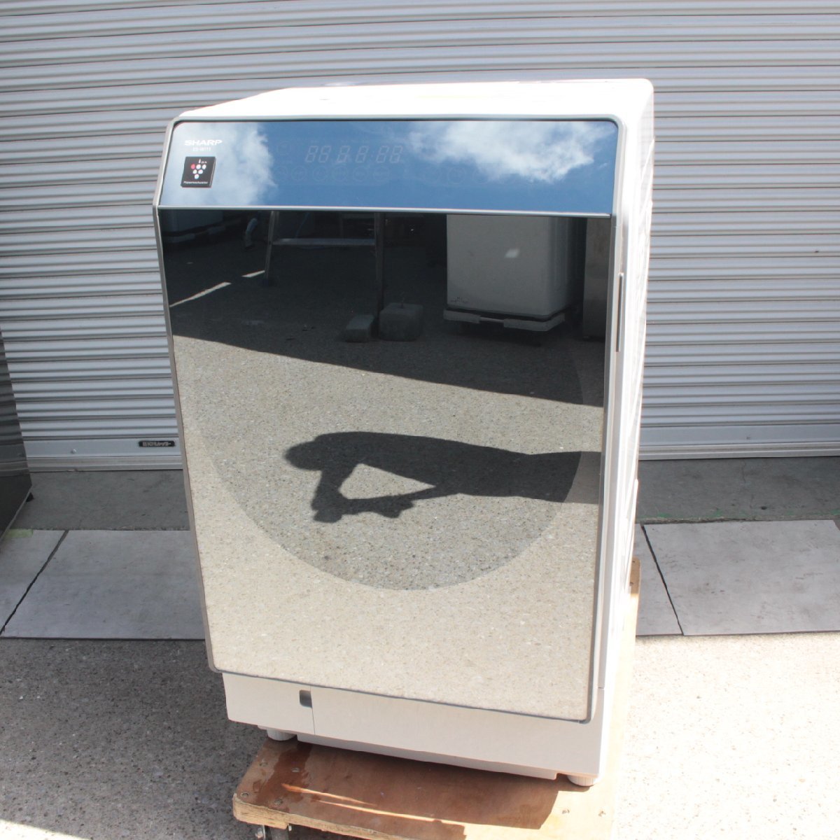 東京都豊島区にて シャープ ドラム式洗濯乾燥機 ES-W111-SL  2018年製 を出張買取させて頂きました。
