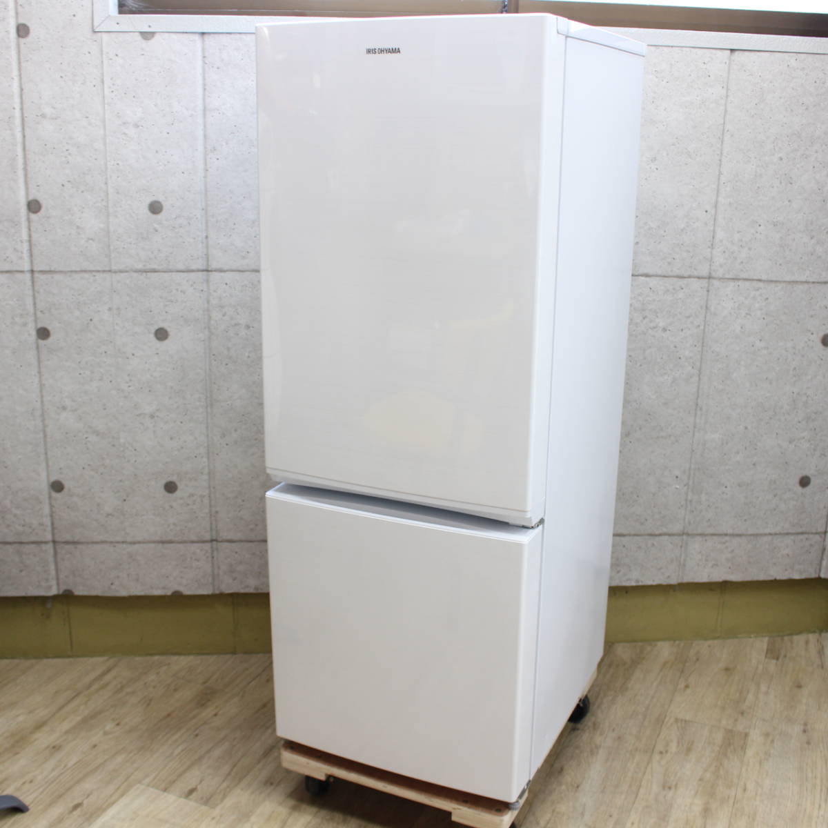 アイリスオーヤマ 2ドア冷蔵庫 2019年製 AF156-WE