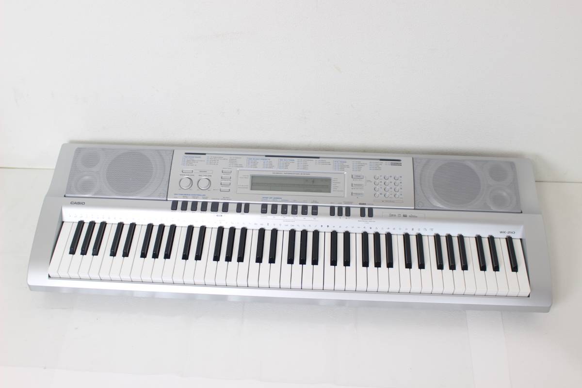 CASIO WK-210 電子 キーボード 76鍵盤 - 川崎市・横浜市で家具・家電の