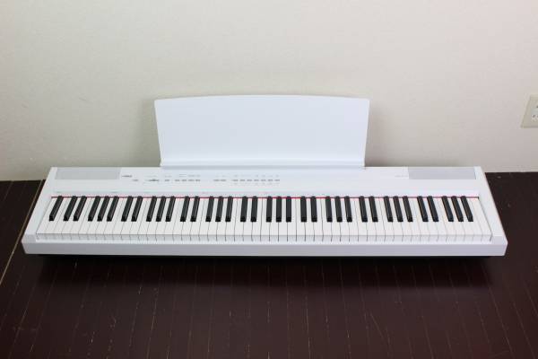 YAMAHA 電子ピアノ P-105WH 年式 鍵盤数88 白 美品